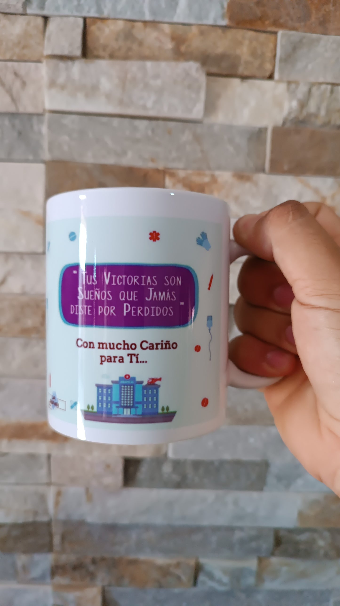 Taza de cerámica enfermera